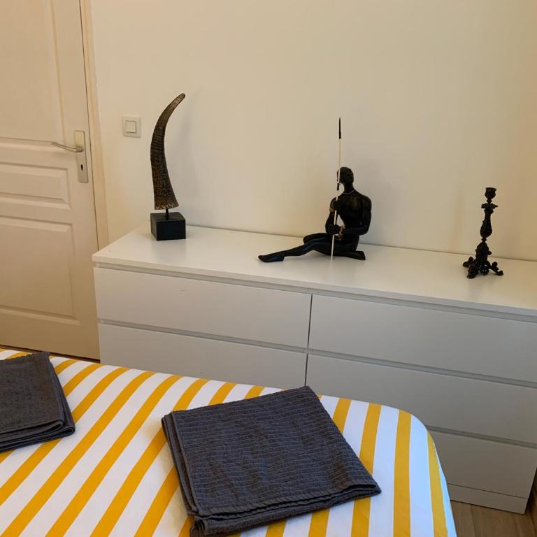 Biarritz centre, près Avenue de Verdun, cosy Apt 2 pieces , salon , chambre séparé, rue très calme à 10 minutes à pied de la grande plage - Appartement 1 Chambre - 5