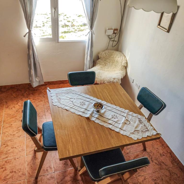 Los Lupinos - Two-Bedroom Townhouse - 5
