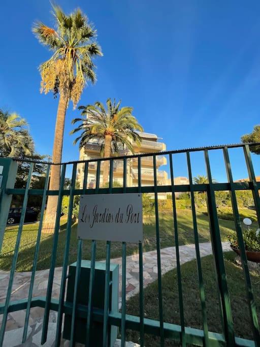 Charmant studio face au port Santa Lucia avec piscine et parking privé - Apartment mit 1 Schlafzimmer - 50