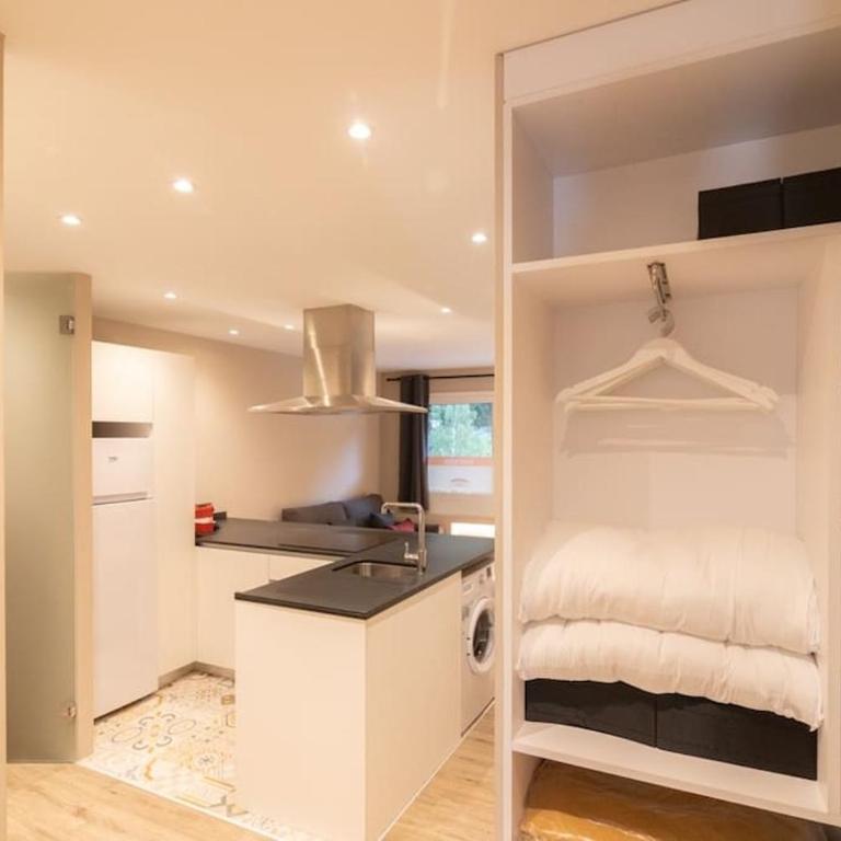 Lovely quiet apartment walking distance ski runs - HUT1-OO5333 - Studio Apartment - 8