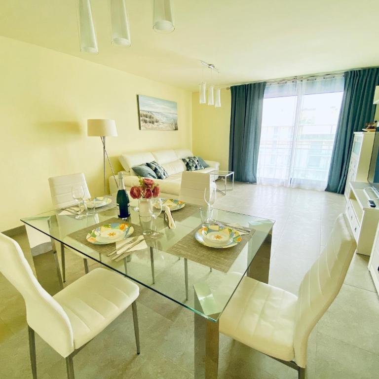 Ático Augusta - Two-Bedroom Apartment - 17