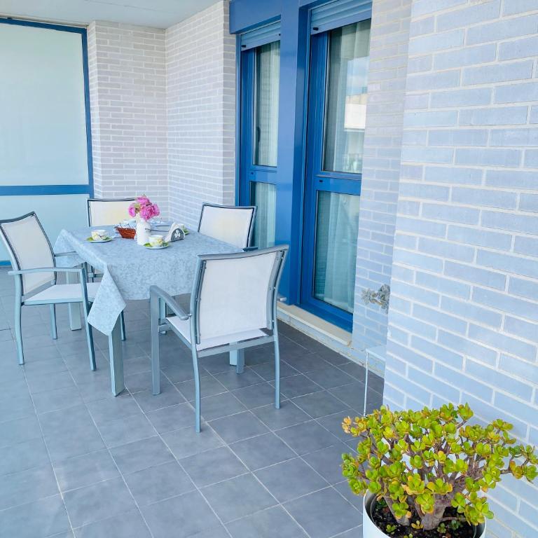 Ático Augusta - Two-Bedroom Apartment - 12