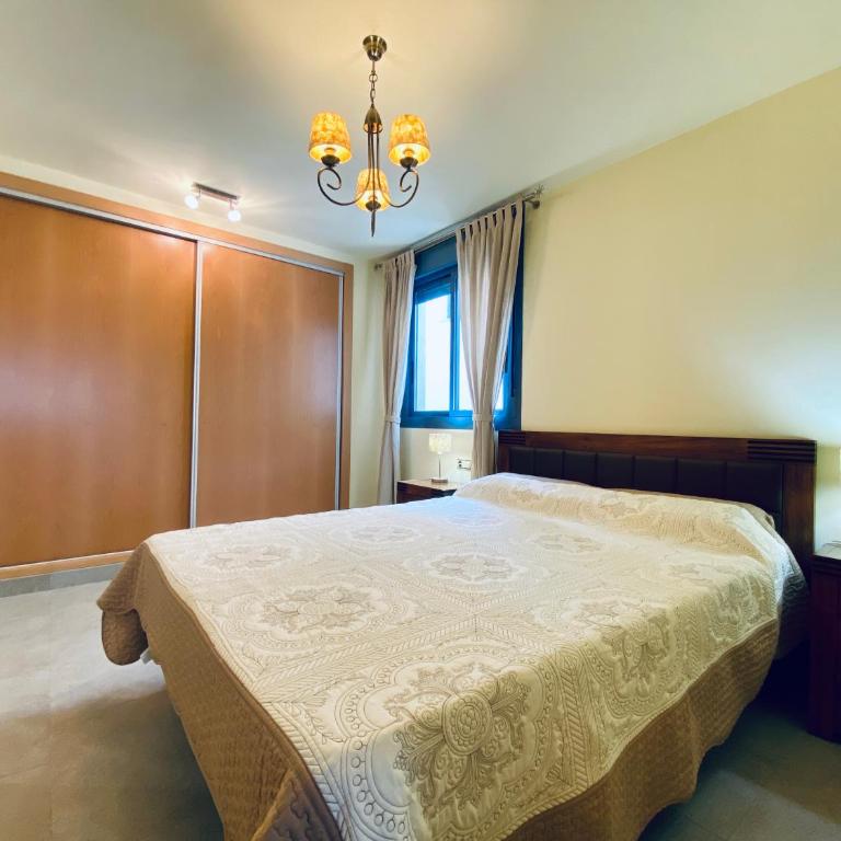 Ático Augusta - Two-Bedroom Apartment - 25