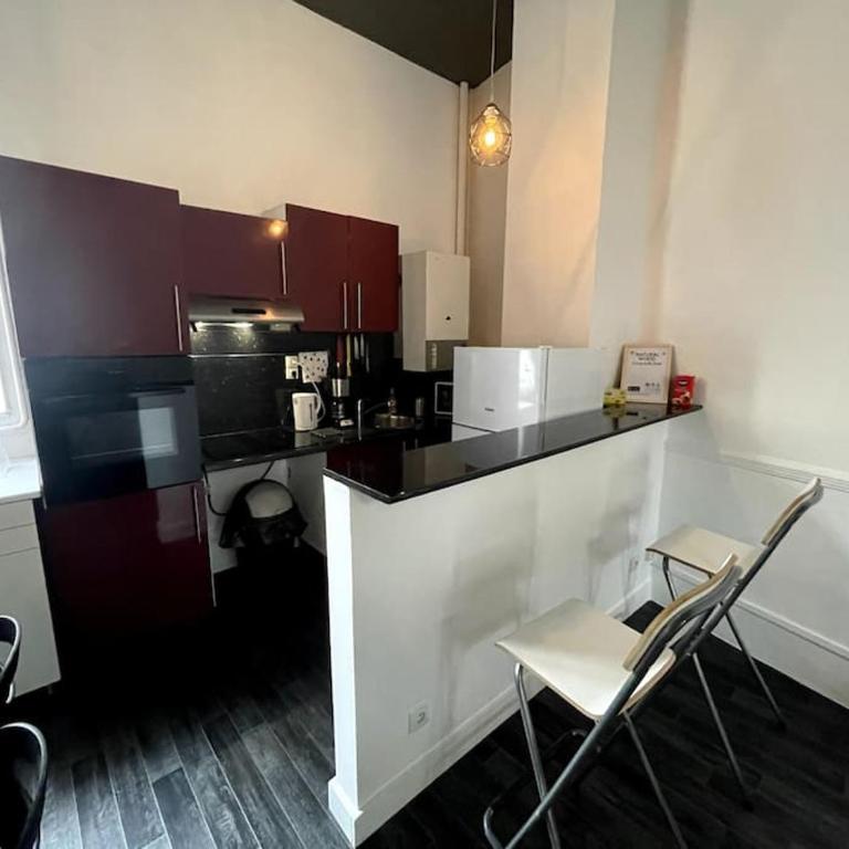 Agréable maison de ville dans la plus belle Avenue - Maison 3 Chambres - 20