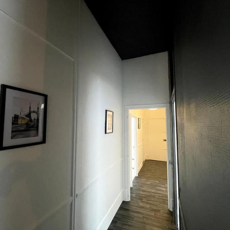 Agréable maison de ville dans la plus belle Avenue - Maison 3 Chambres - 23