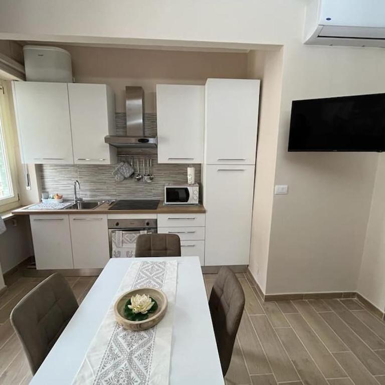 ATTICO BRICCARELLO -Intero Appartamento- Elegant Suite with FREE WIFI, near Inalpi Arena and Sporting Club Torino-Olimpyc Stadium - Appartamento con 1 Camera da Letto - 20