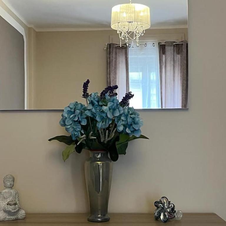 ATTICO BRICCARELLO -Intero Appartamento- Elegant Suite with FREE WIFI, near Inalpi Arena and Sporting Club Torino-Olimpyc Stadium - Appartamento con 1 Camera da Letto - 58