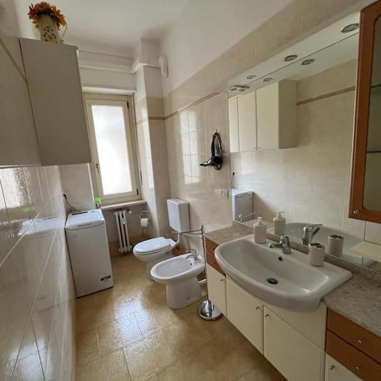 ATTICO BRICCARELLO -Intero Appartamento- Elegant Suite with FREE WIFI, near Inalpi Arena and Sporting Club Torino-Olimpyc Stadium - Appartamento con 1 Camera da Letto - 51