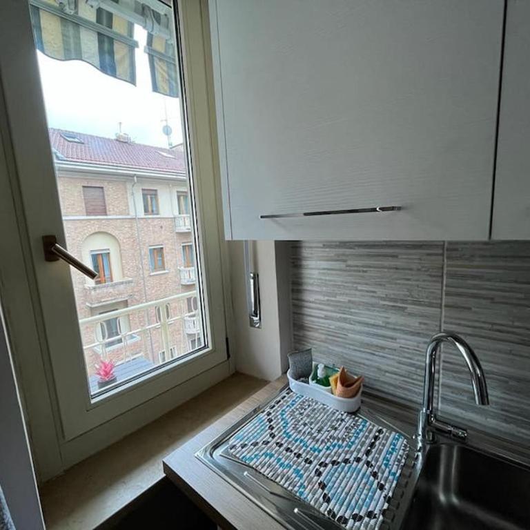 ATTICO BRICCARELLO -Intero Appartamento- Elegant Suite with FREE WIFI, near Inalpi Arena and Sporting Club Torino-Olimpyc Stadium - Appartamento con 1 Camera da Letto - 25