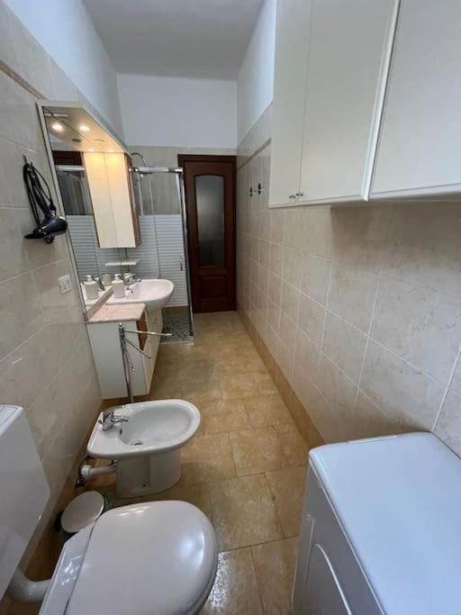 ATTICO BRICCARELLO -Intero Appartamento- Elegant Suite with FREE WIFI, near Inalpi Arena and Sporting Club Torino-Olimpyc Stadium - Appartamento con 1 Camera da Letto - 54