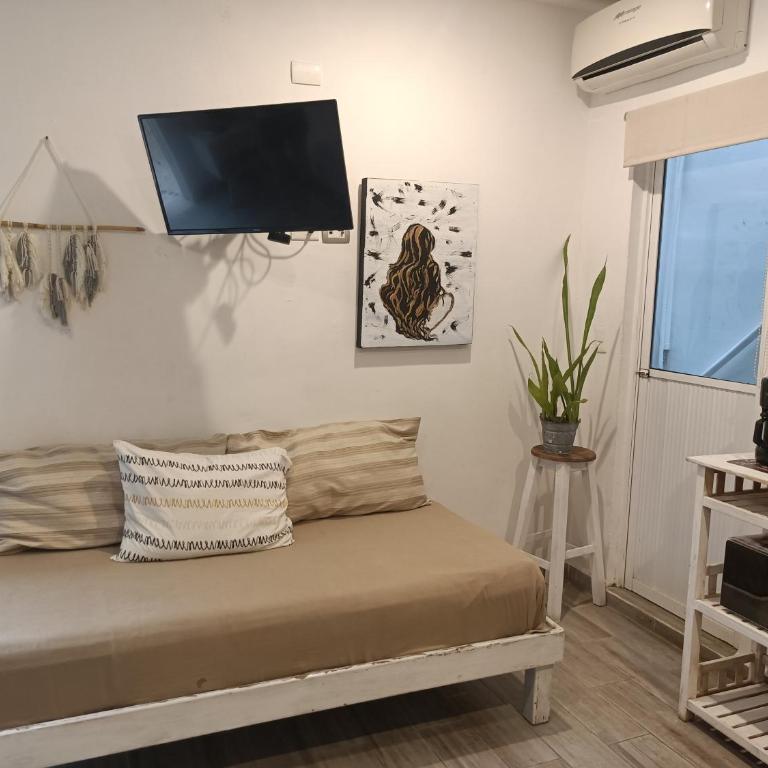 Kika Studios - Comfort Triple Room with Shower - 21