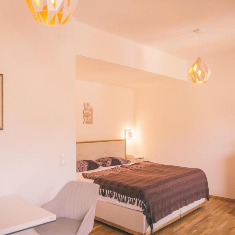 Nefer, Haus - Doppelzimmer mit Dusche - 5