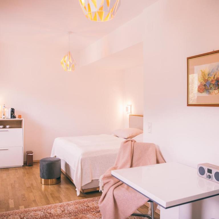 Nefer, Haus - Doppelzimmer mit Dusche - 8