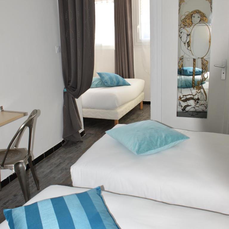 Le Castelet - Chambre Quadruple Standard - 7