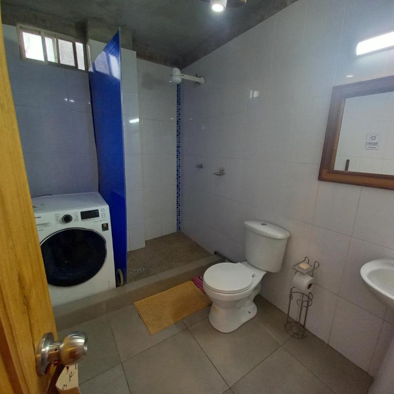 Casa de Orion - Habitación con baño compartido - Cama grande - 18