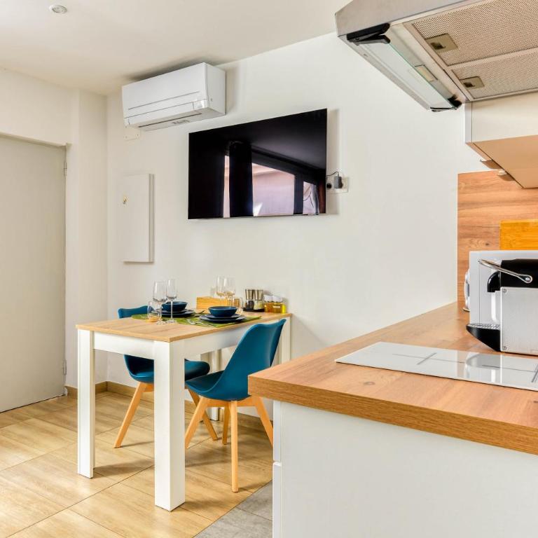 EDEN SUITE - Jacuzzi - Parking - Clim by Narbana - One-Bedroom Apartment - 9