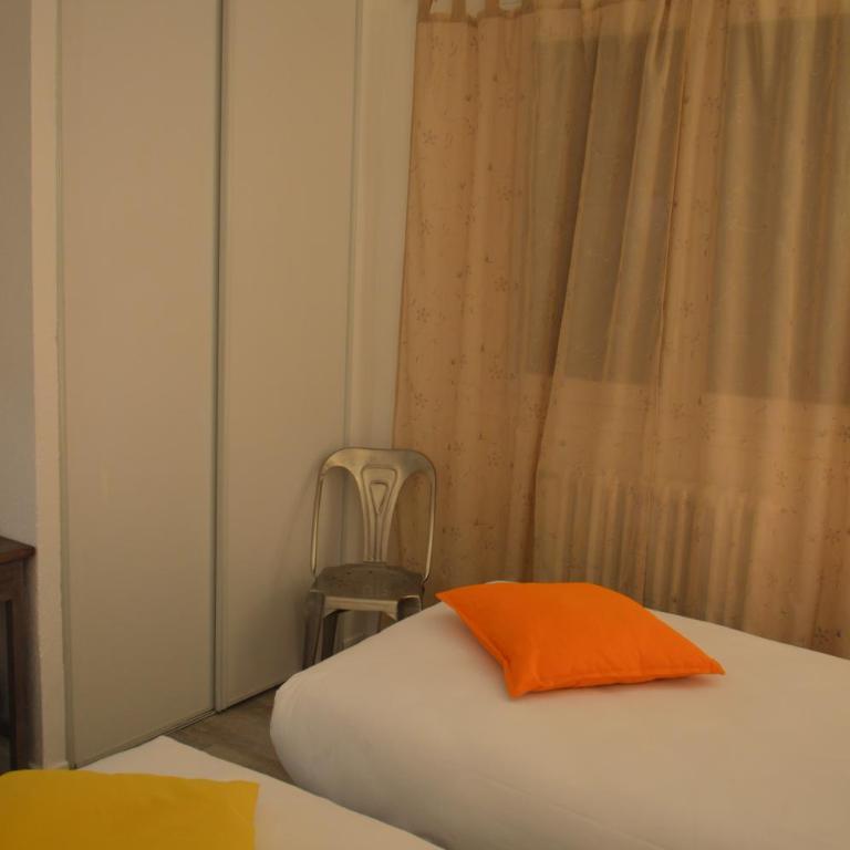 Le Castelet - Chambre Lits Jumeaux - 1