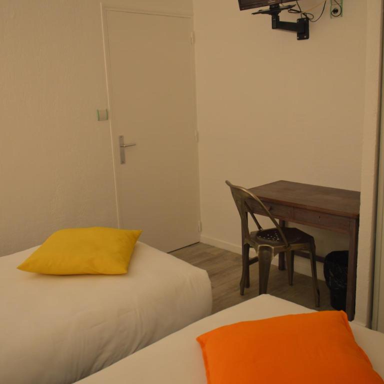 Le Castelet - Chambre Lits Jumeaux - 2