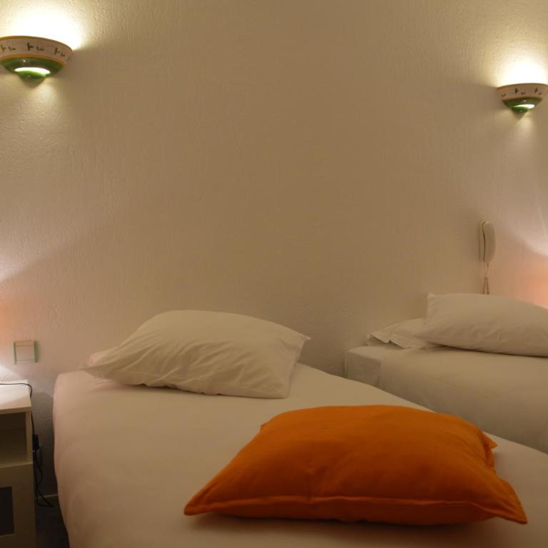 Le Castelet - Chambre Lits Jumeaux - 4