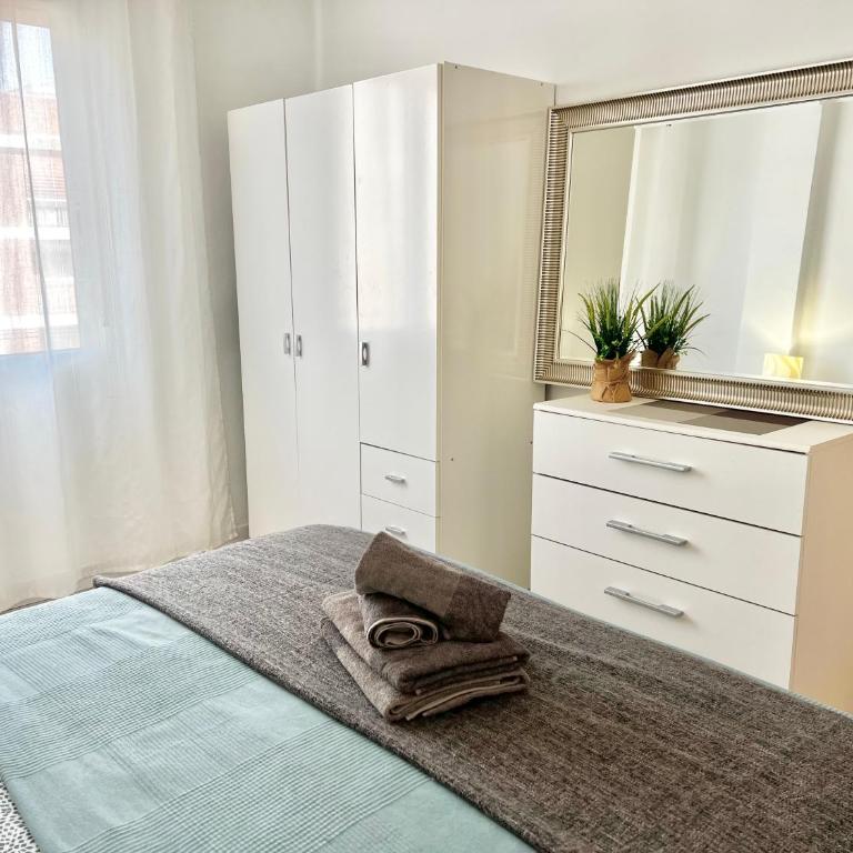 Apartment near the BIO PARC - Three-Bedroom Apartment - 10