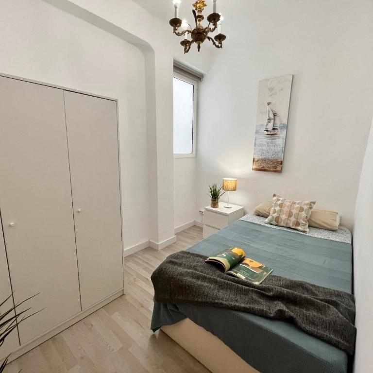 Apartment near the BIO PARC - Three-Bedroom Apartment - 13