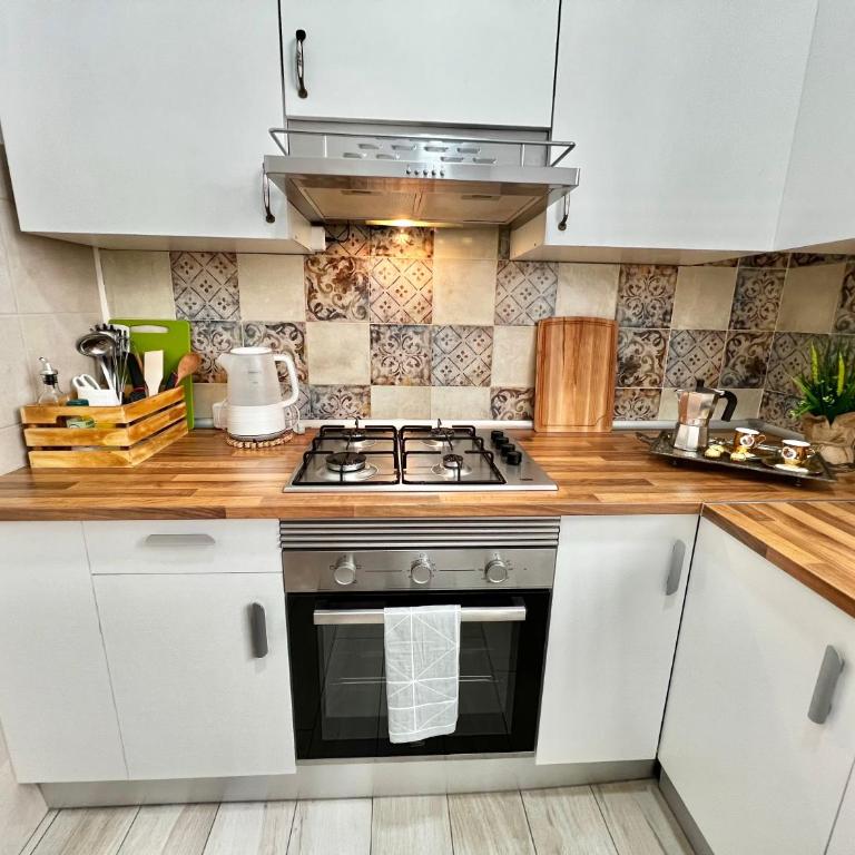 Apartment near the BIO PARC - Three-Bedroom Apartment - 17