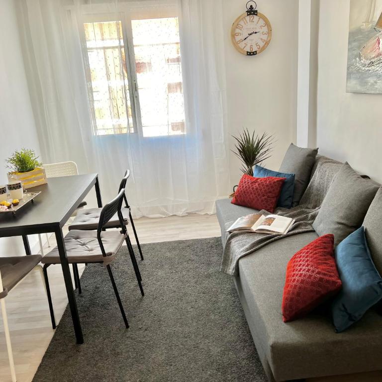Apartment near the BIO PARC - Three-Bedroom Apartment - 3