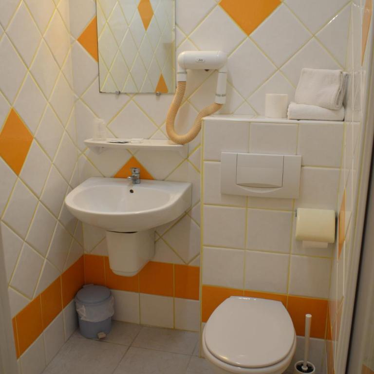 Le Castelet - Chambre Lits Jumeaux - 7