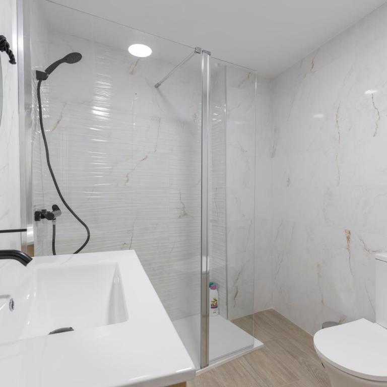 Capricho en el centro de Granada. - Two-Bedroom Apartment - 28