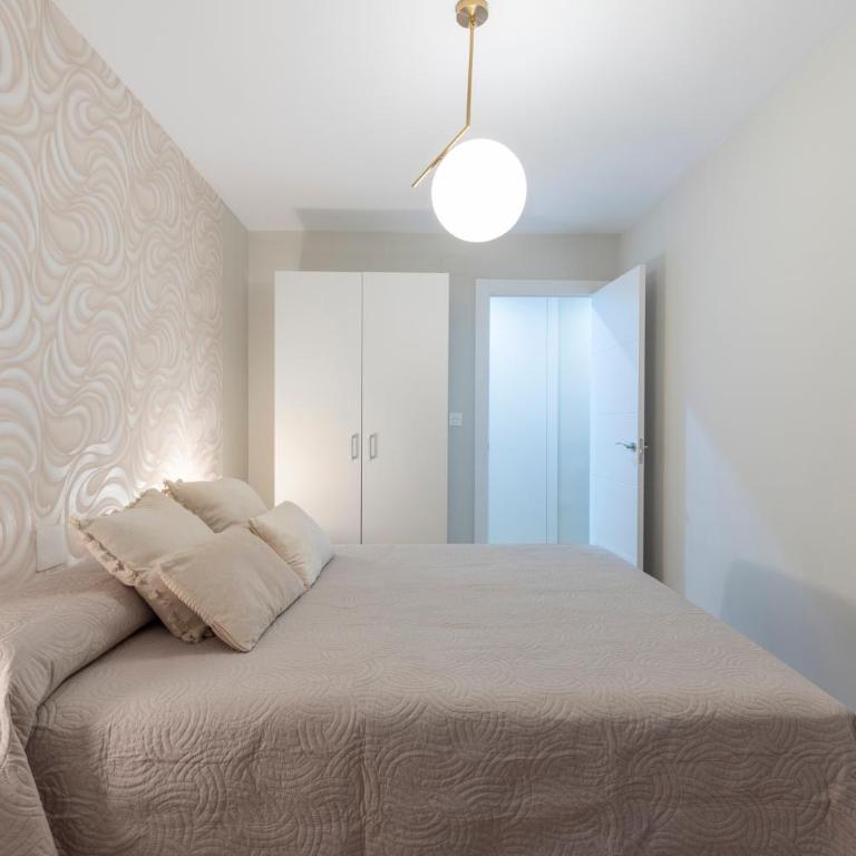 Capricho en el centro de Granada. - Two-Bedroom Apartment - 16