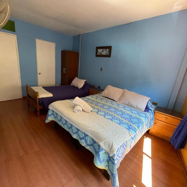 Hostal Recuerdos de Familia - Habitación Triple con baño privado - 3