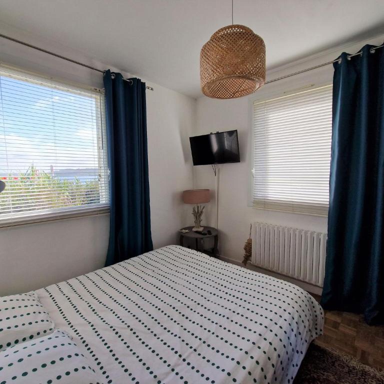 Holiday home with sea view in Perros-Guirec - Casa de 4 dormitorios - 9