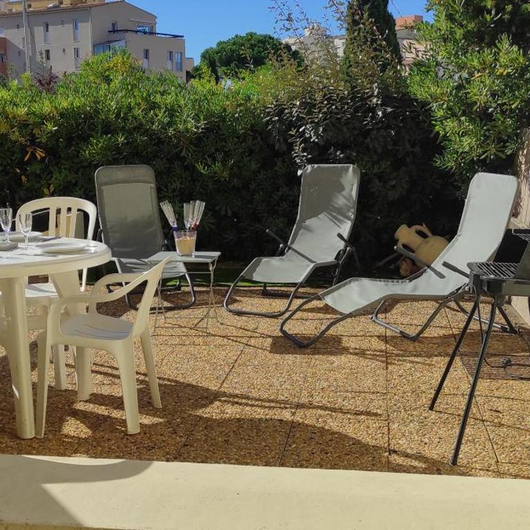 CONFORTABLE APPARTEMENT GRANDE TERRASSE PISCINE PARKING CLIM - Two-Bedroom Apartment - 2