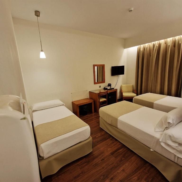 Hotel de Francia y París - Habitación Doble con cama supletoria - 5