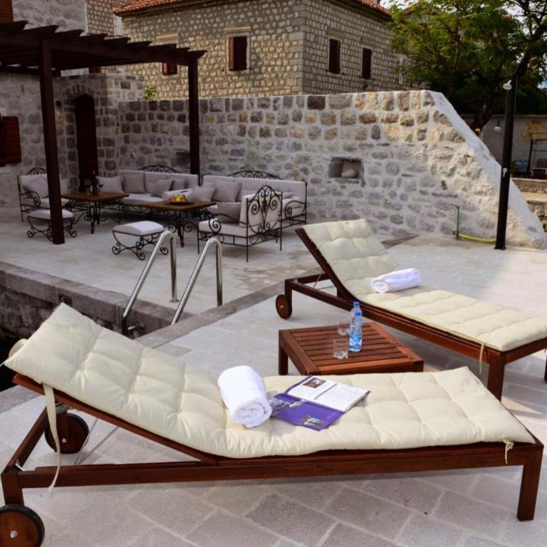 Waterfront Villa in Muo - Three-Bedroom Villa - 5
