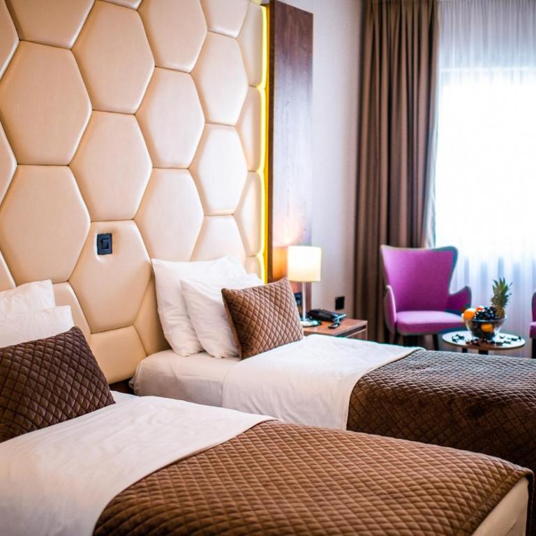Amsterdam Hotel - Specijalna Ponuda – Superior Trokrevetna Soba sa Korišćenjem Spa Usluga - 1