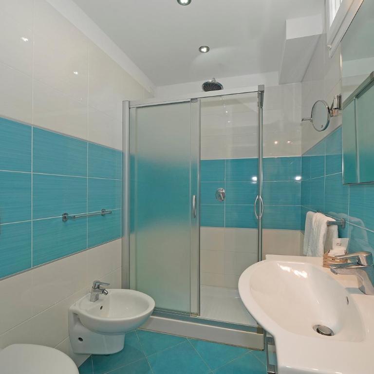 Hotel Strand a frontemare - Camera Comfort Matrimoniale/Doppia con Letti Singoli - 8