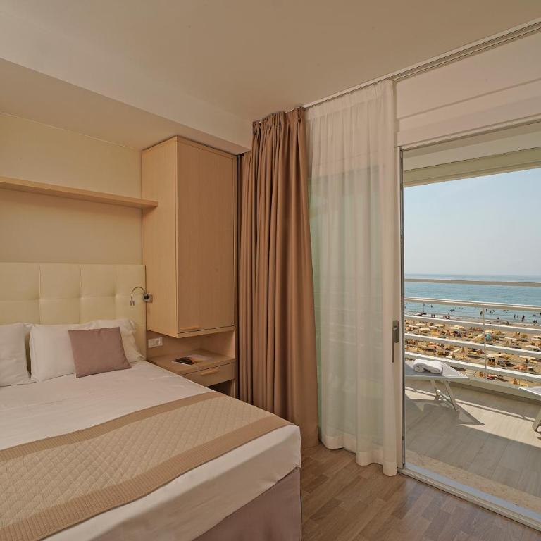 Hotel Strand a frontemare - Camera Deluxe Matrimoniale con Vista Mare - 2