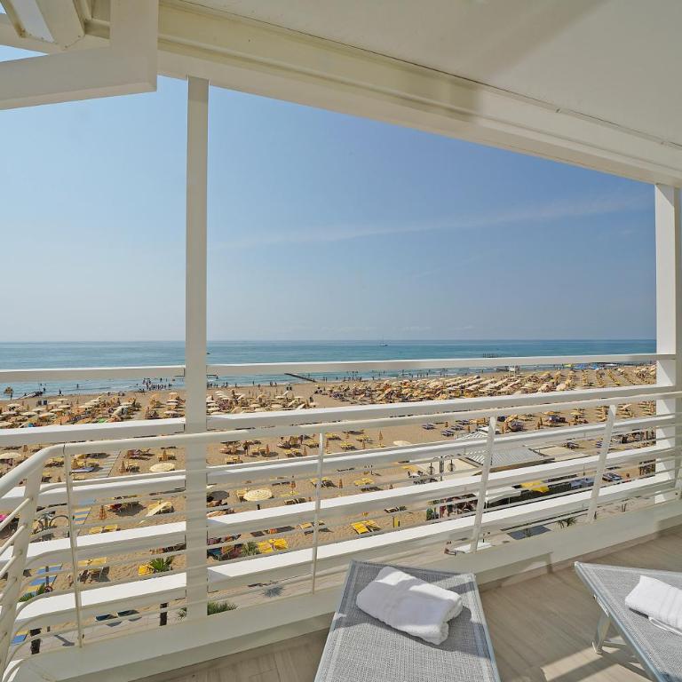 Hotel Strand a frontemare - Camera Deluxe Matrimoniale con Vista Mare - 4