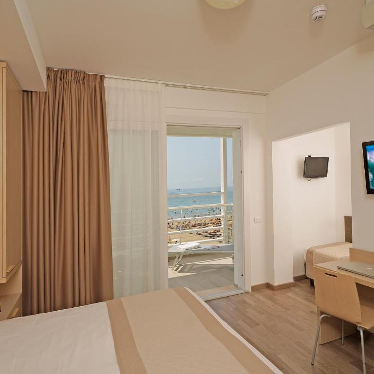 Hotel Strand a frontemare - Camera Deluxe Matrimoniale con Vista Mare - 7