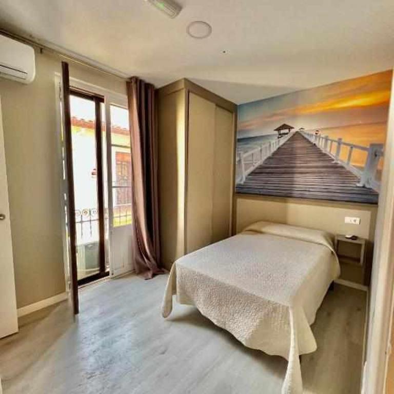 Hostal Viena Plaza Nueva - Single Room - 9