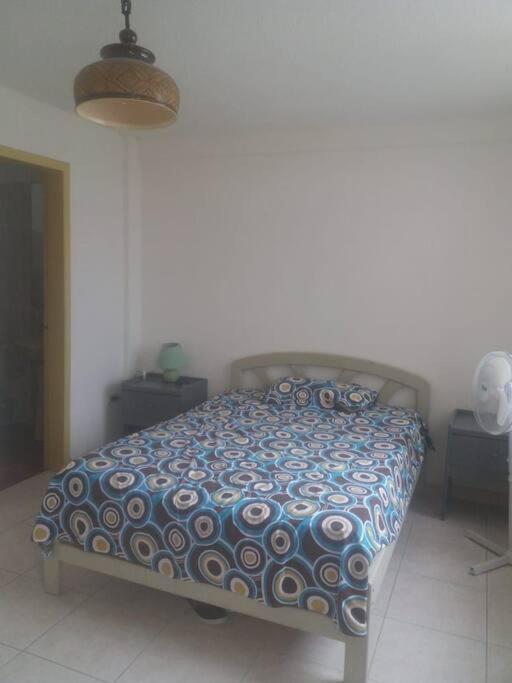 Departamento completo con piscina Tonsupa - Three-Bedroom Apartment - 4