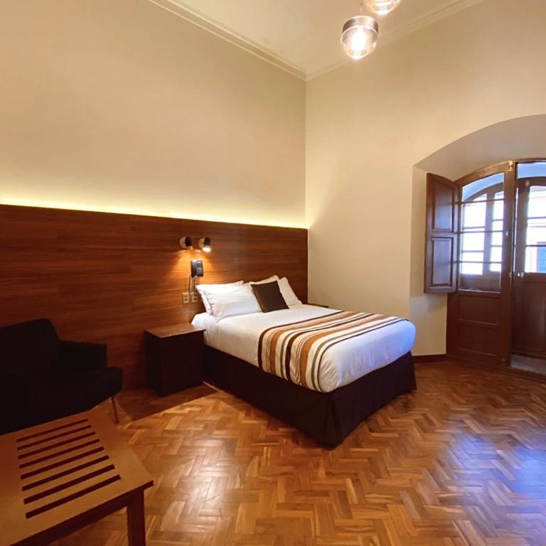 San Juan Suites - Habitación Superior - 1 cama grande - 7