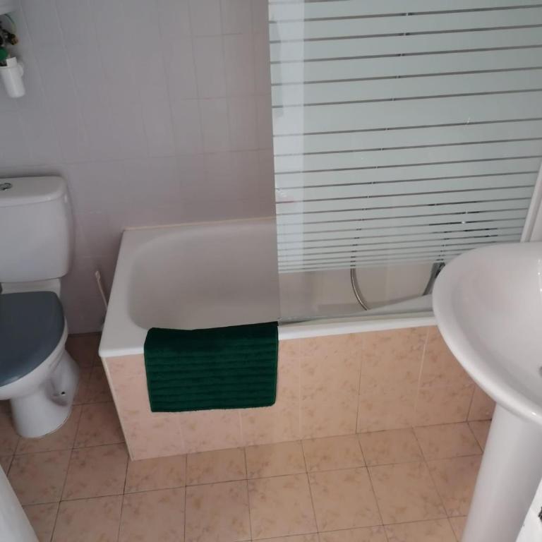 Joli studio bord de mer, clim, balcon, parking privé - Studio - 14