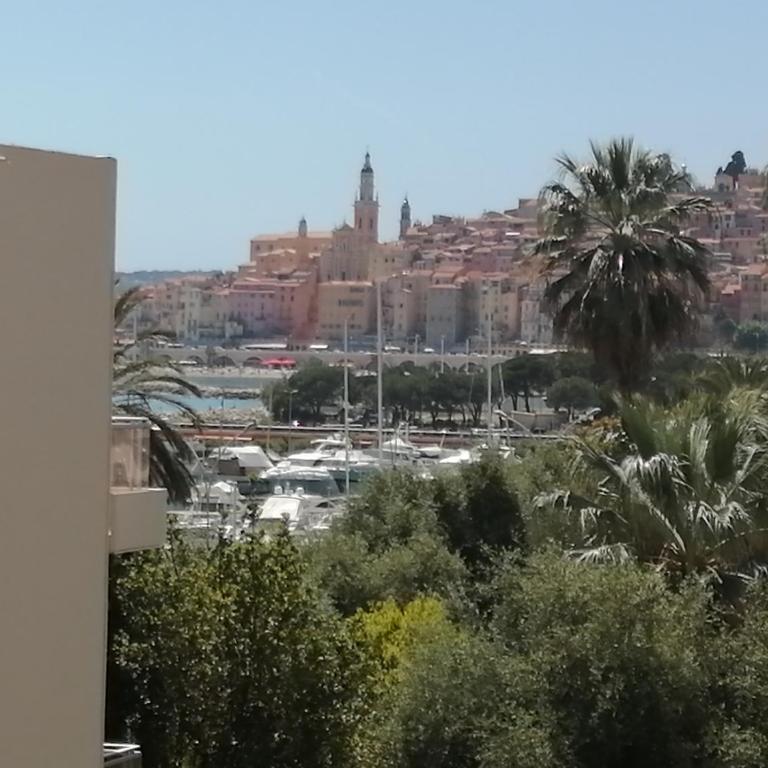 Joli studio bord de mer, clim, balcon, parking privé - Studio - 15
