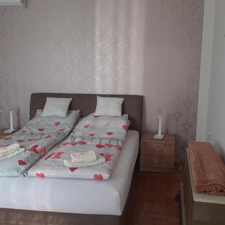 Apartment Ildiko - One-Bedroom Apartment - 11