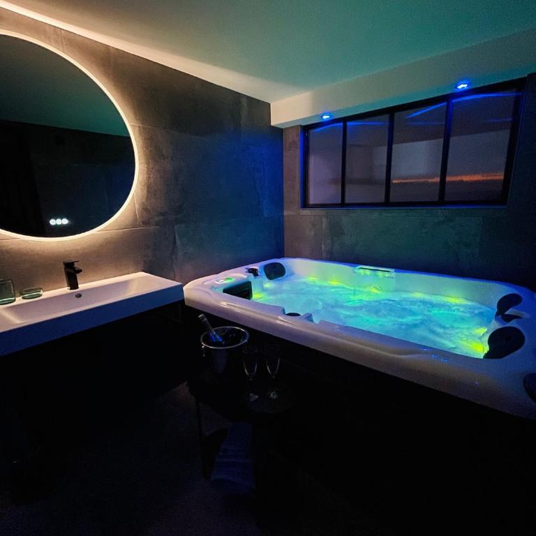 Spa & vue Mer - Les Ô de Bandol - Appartement 2 Chambres - 1