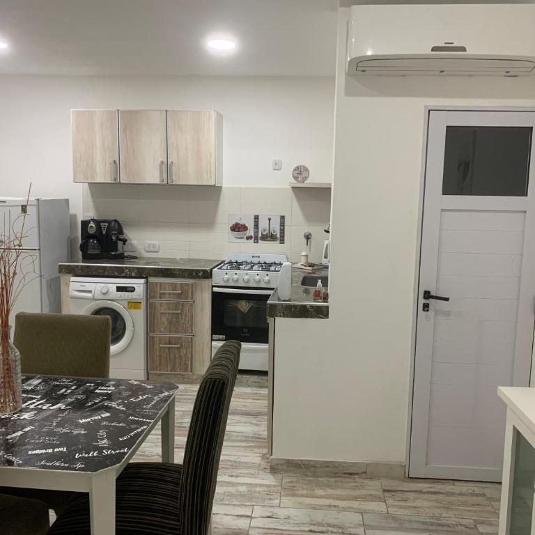 Aquí es 1!! - Apartamento de 1 dormitorio - 38