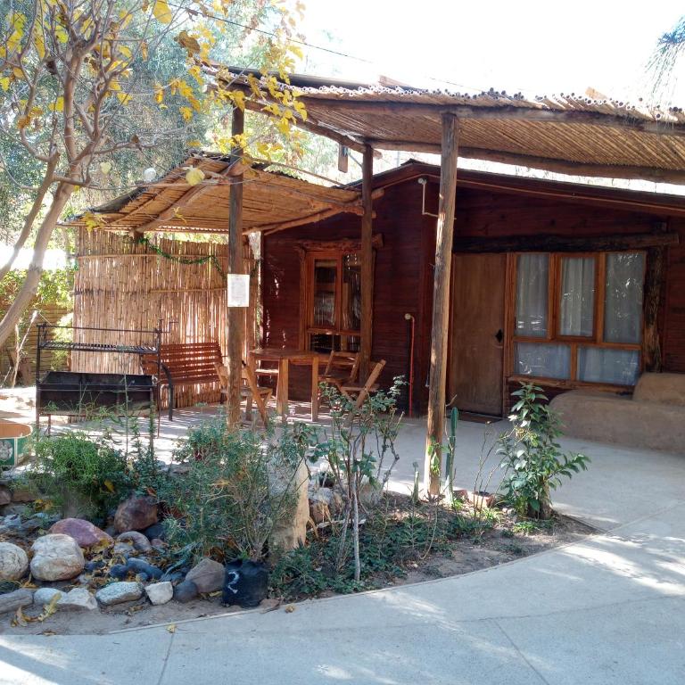 Cabaña hostal Ema - Cottage with Garden View - 11