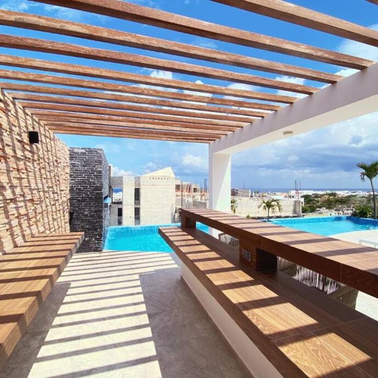 Playa del Carmen Downtown Studio with Rooftop Pool - Walk to 5th Ave & the Beach - Estudio con cama extragrande y sofá cama - 39